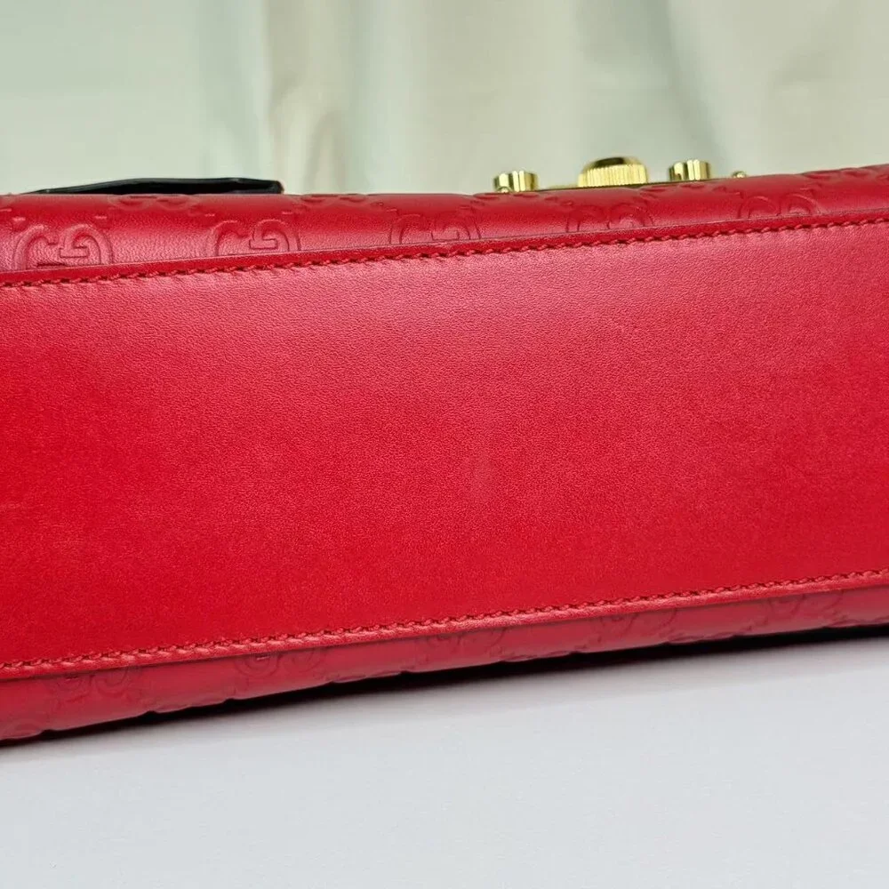 Gucci GG Logo Printed Red Leather Small Padlock Shoulder Bag with Gold Hardware - Picture 7 of 11
